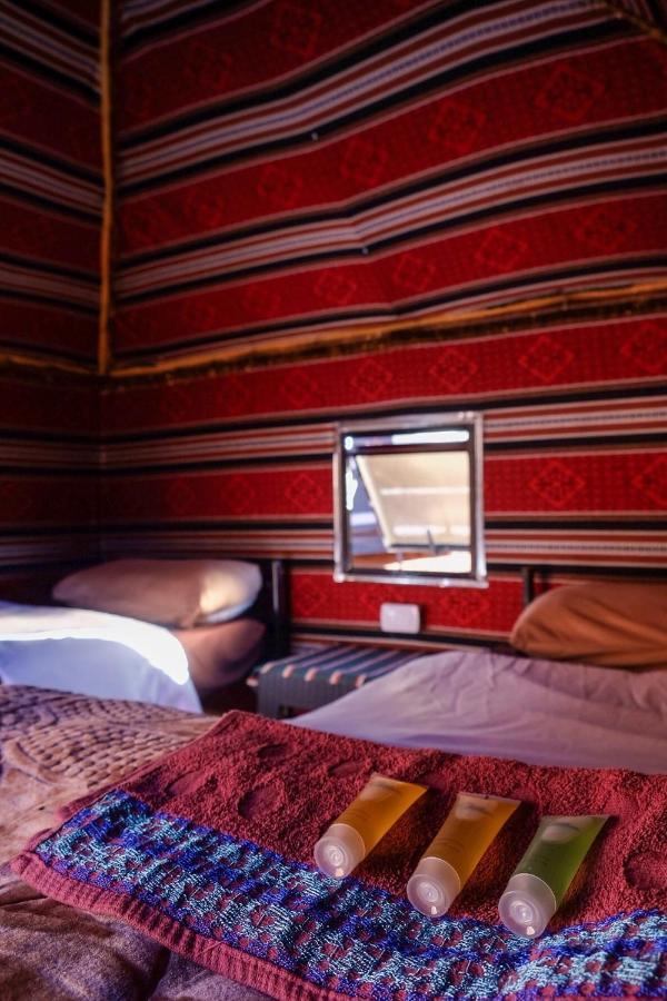 Wadi Rum Bedouin Camp And Desert Tours المظهر الخارجي الصورة
