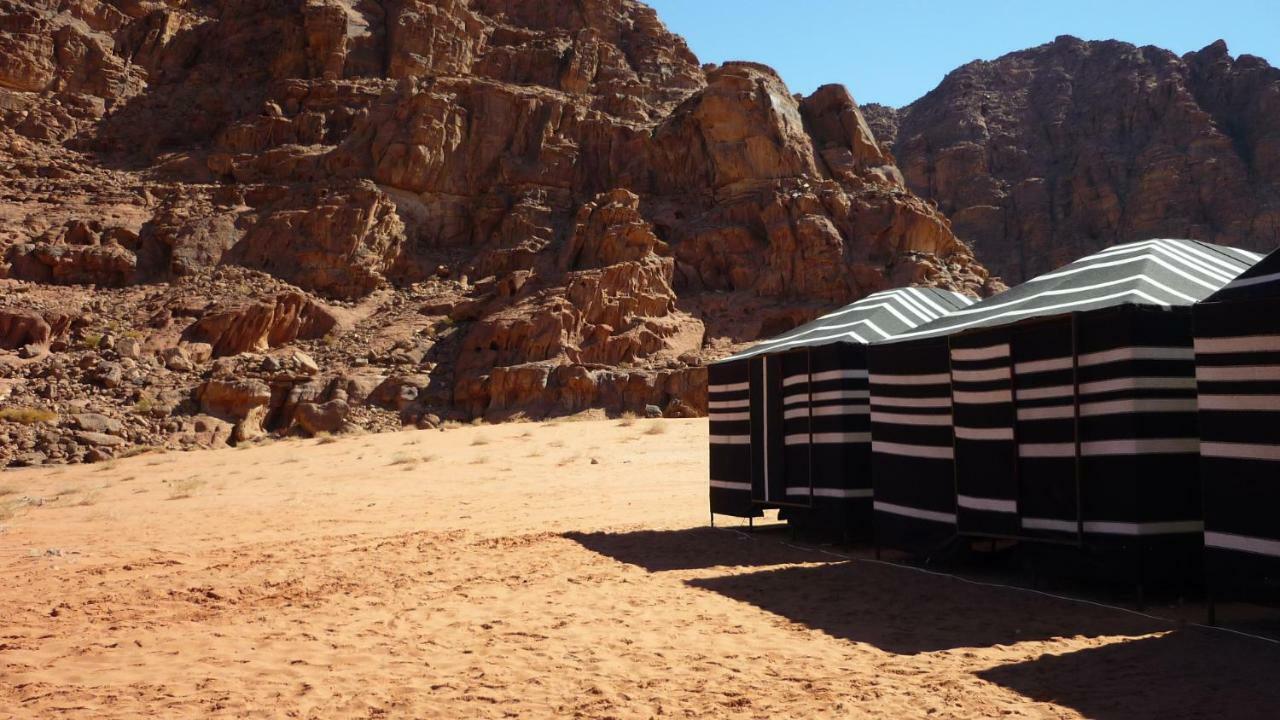 Wadi Rum Bedouin Camp And Desert Tours المظهر الخارجي الصورة