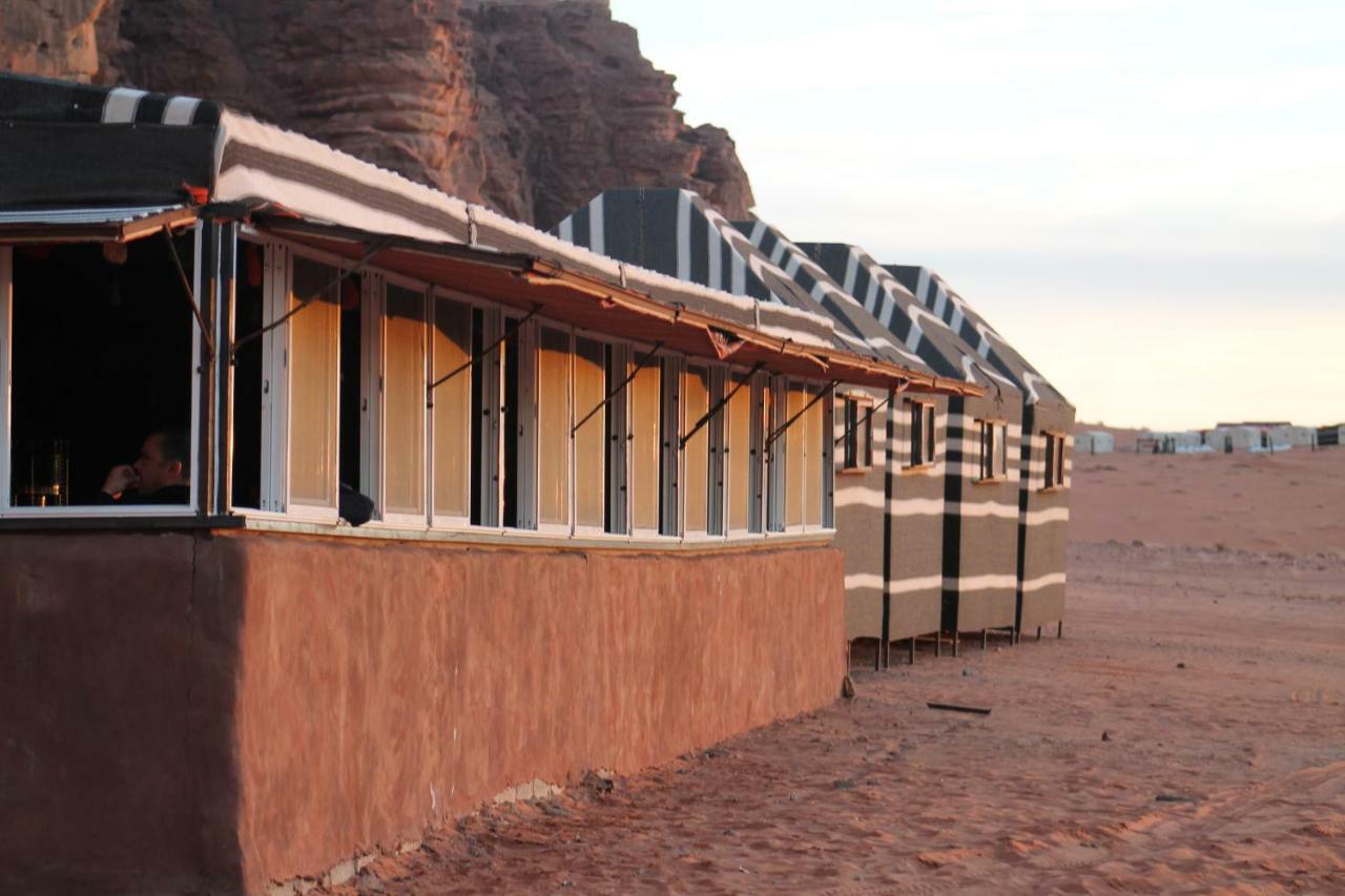 Wadi Rum Bedouin Camp And Desert Tours المظهر الخارجي الصورة