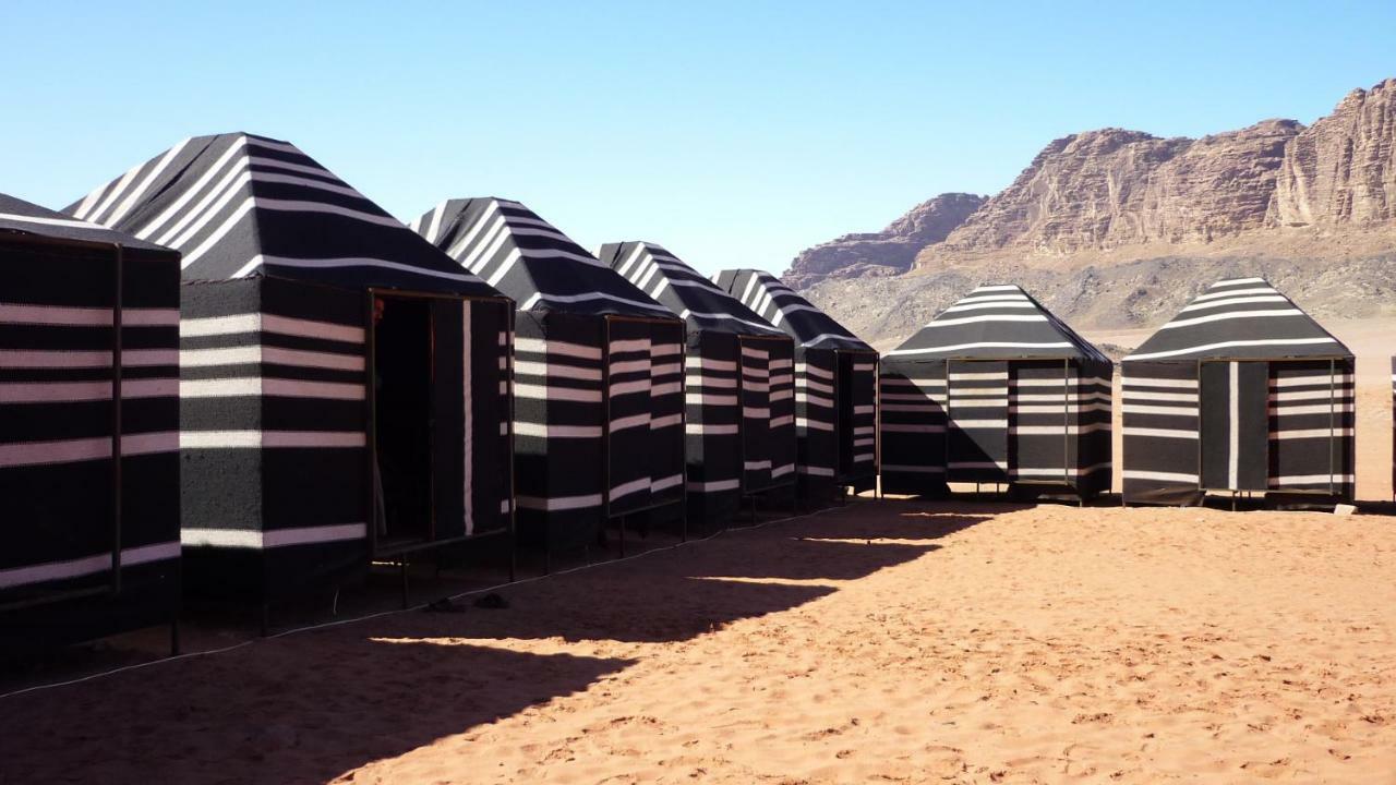 Wadi Rum Bedouin Camp And Desert Tours المظهر الخارجي الصورة